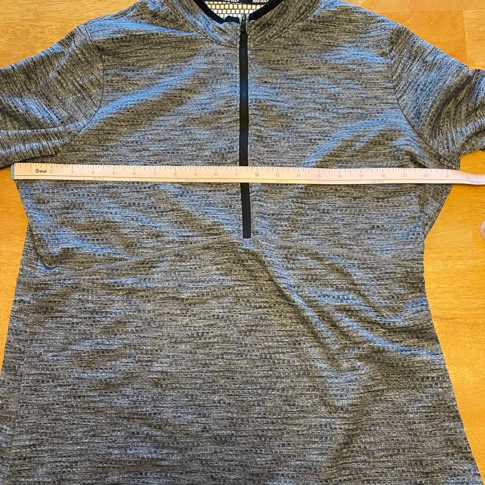 Nike Golf Men's Black and Gray 1/4 Zip-Up Sweater Dri - Fit - Picture 11 of 14